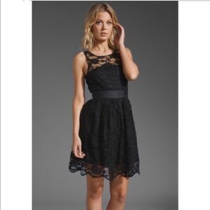 BB Dakota Sleeveless Lace Dress Size 4